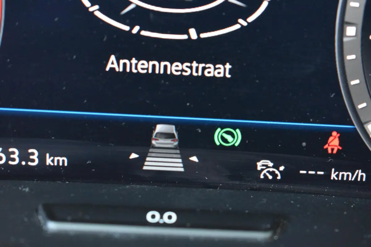 1.4 TSI ACT Comfortline Business Pano Memory 360C Lane ACC