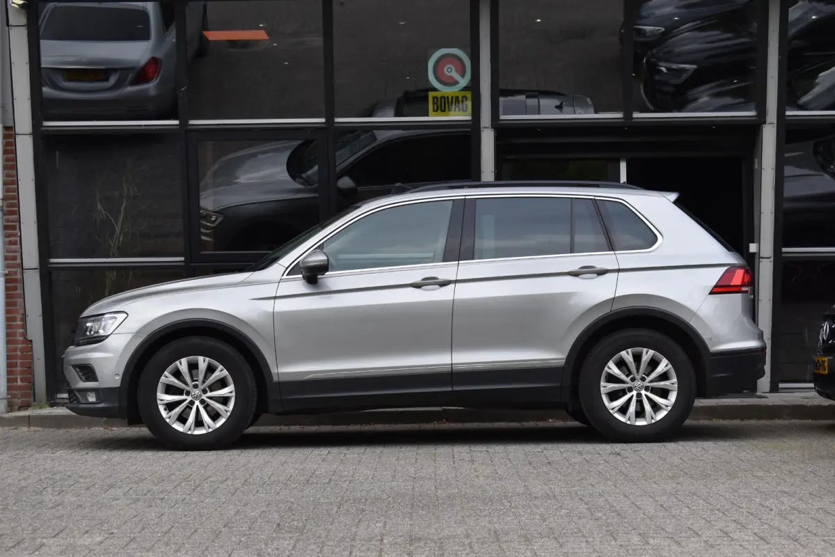 1.4 TSI ACT Comfortline Business Pano Memory 360C Lane ACC