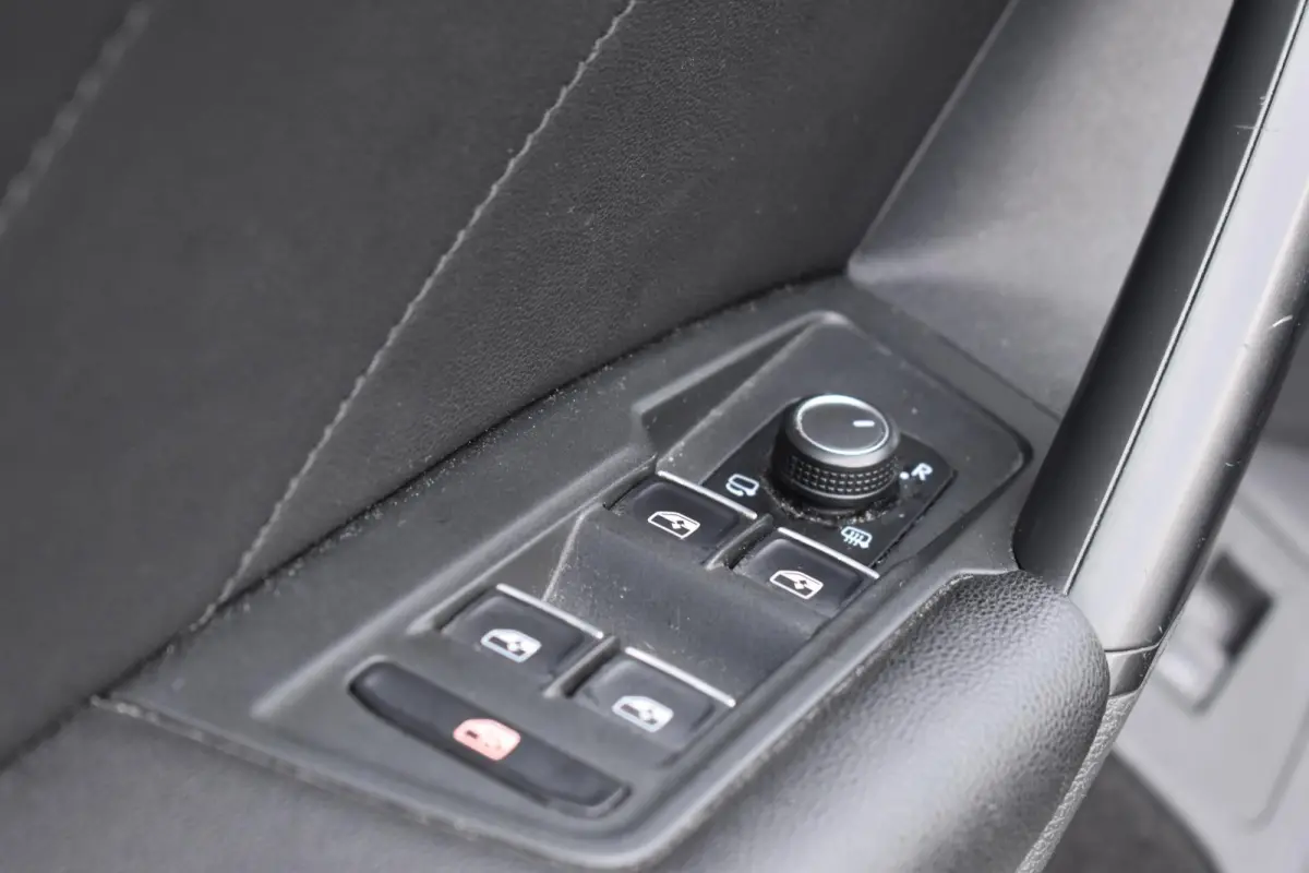 1.4 TSI ACT Comfortline Business Pano Memory 360C Lane ACC