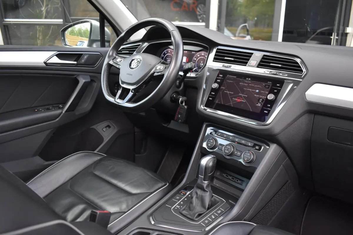 1.4 TSI ACT Comfortline Business Pano Memory 360C Lane ACC