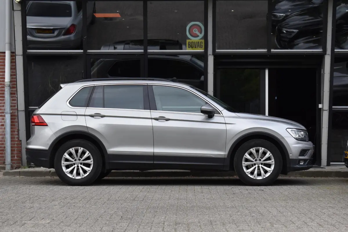 1.4 TSI ACT Comfortline Business Pano Memory 360C Lane ACC