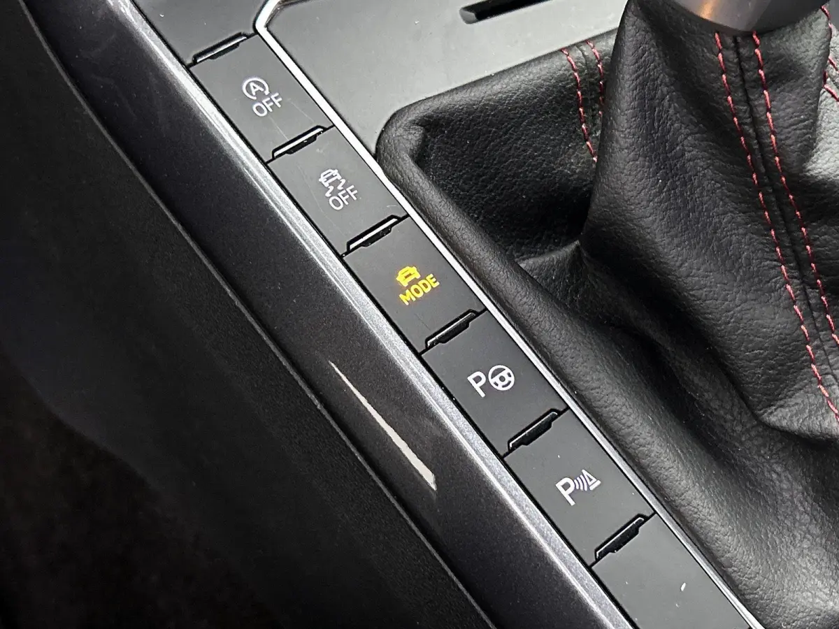 2.0 TSI GTI | 207 PK | Automaat | Apple Carplay / Android Auto | Stoelverwarming | Adaptieve Cruise Control |