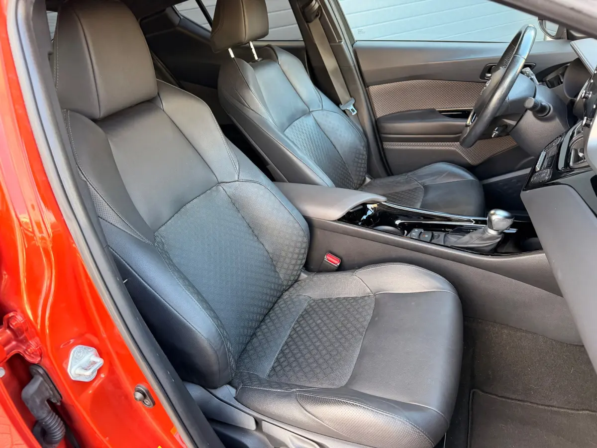 2.0 Hybrid Launch Edition/Camera/Navi/JBL/Leder/Keyless/Dealer-onderhouden