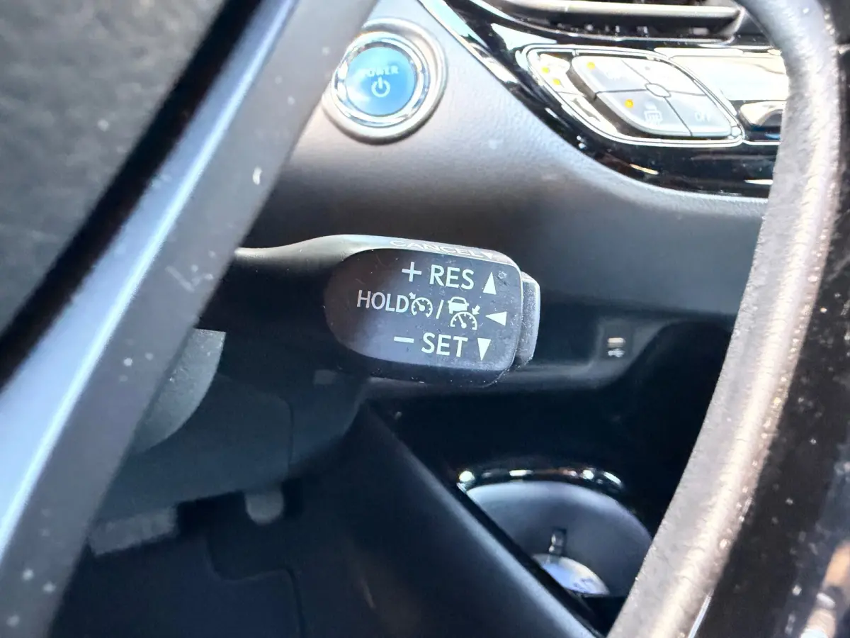 2.0 Hybrid Launch Edition/Camera/Navi/JBL/Leder/Keyless/Dealer-onderhouden