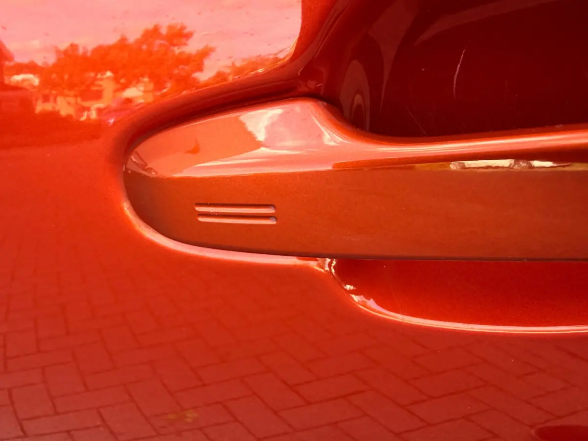 2.0 Hybrid Launch Edition/Camera/Navi/JBL/Leder/Keyless/Dealer-onderhouden