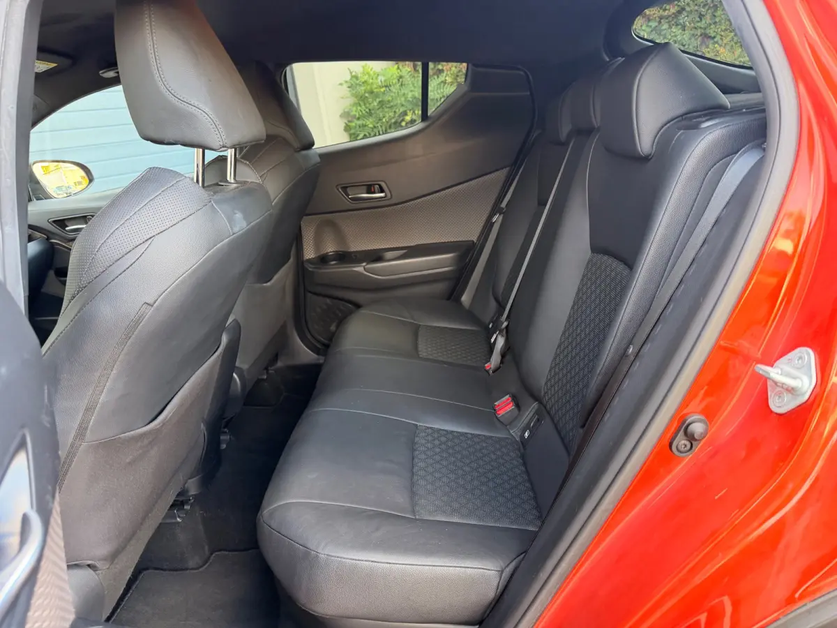 2.0 Hybrid Launch Edition/Camera/Navi/JBL/Leder/Keyless/Dealer-onderhouden
