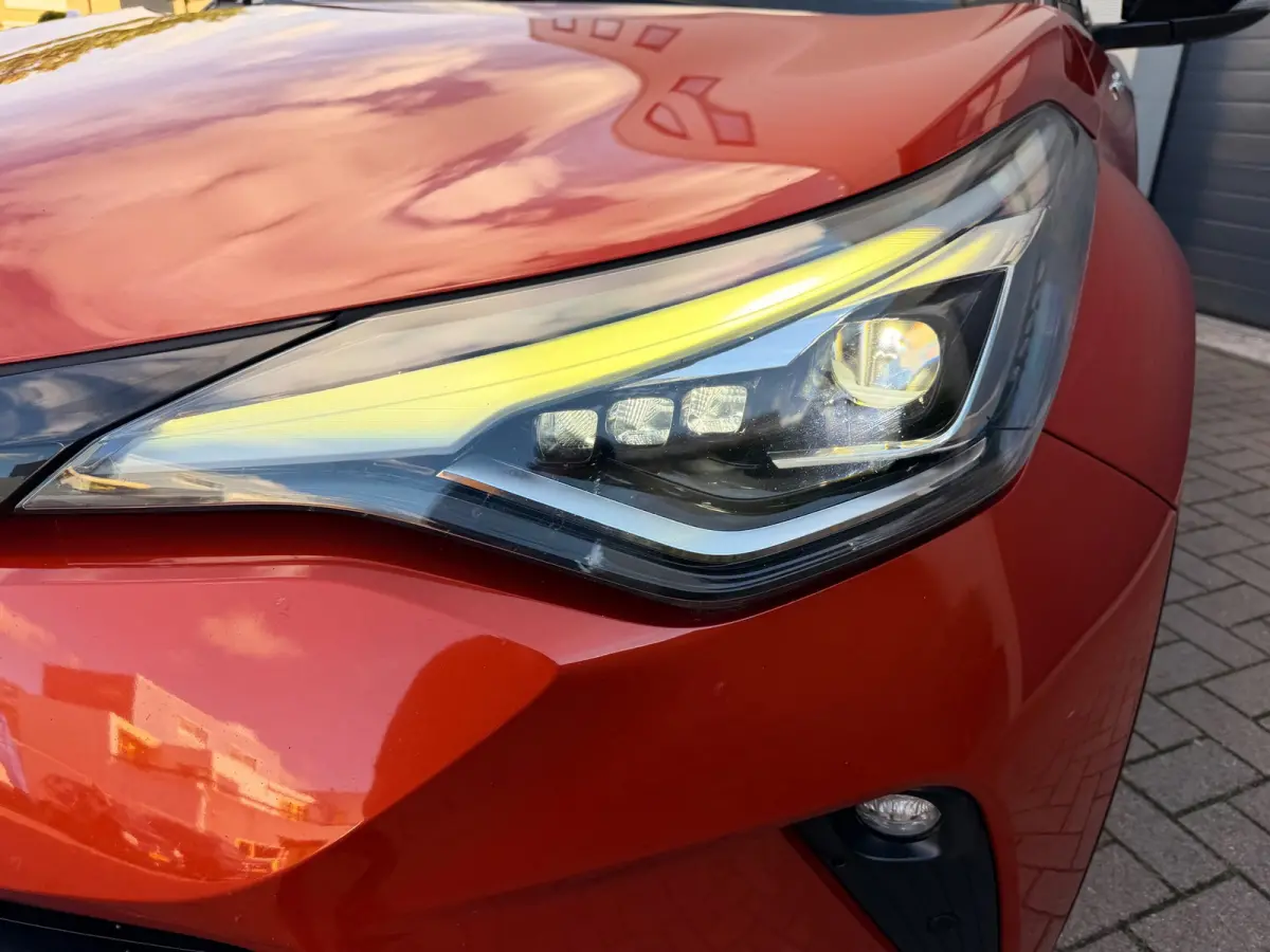2.0 Hybrid Launch Edition/Camera/Navi/JBL/Leder/Keyless/Dealer-onderhouden