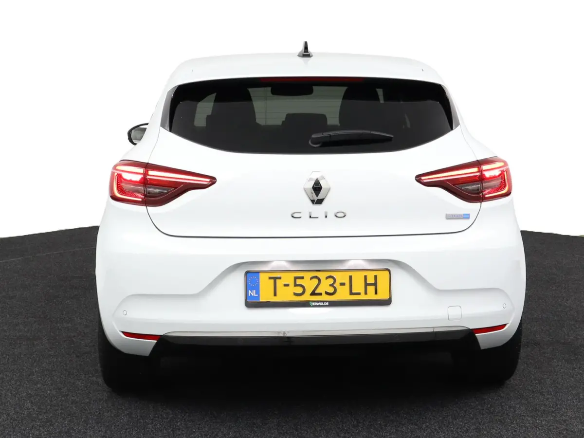 E-TECH full hybrid 145 Techno | SoH 94% | Stoelverw. | Groot Navi | 360 Camera |