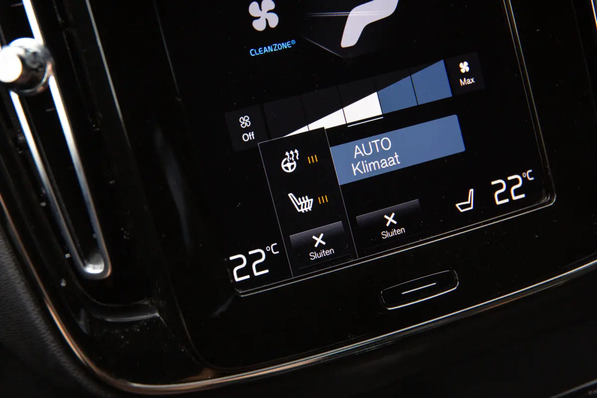 1.5 T4 Plug-in hybrid Core Bright , Carplay, Achteruitrijcamera, Stoel/stuurverwarming,
