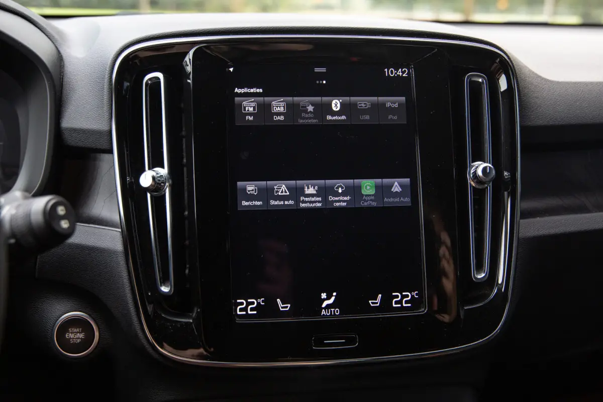 1.5 T4 Plug-in hybrid Core Bright , Carplay, Achteruitrijcamera, Stoel/stuurverwarming,