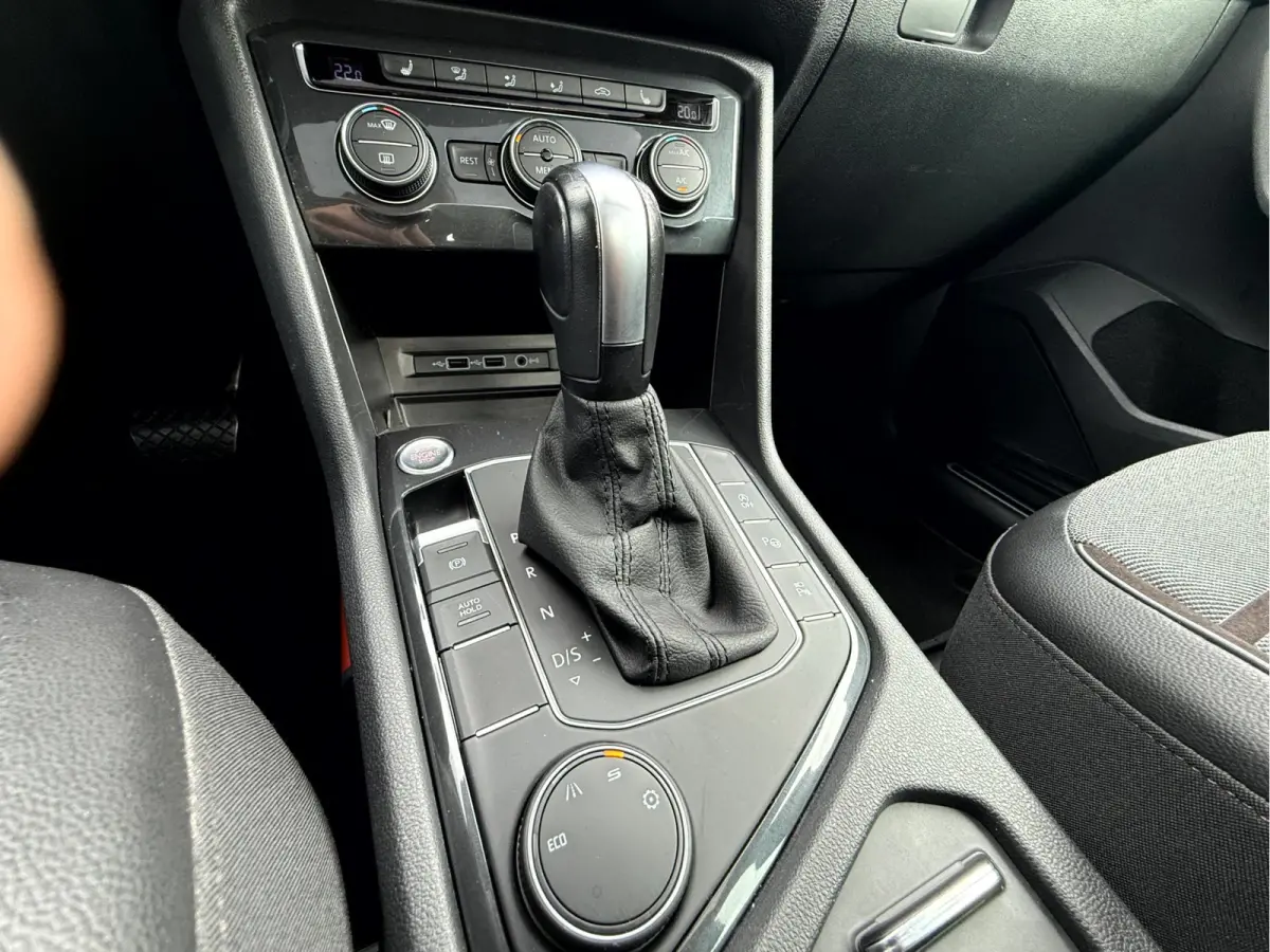 1.5 TSI Xcellence Winterpack, Panoramadak, Trekhaak, 360 camera
