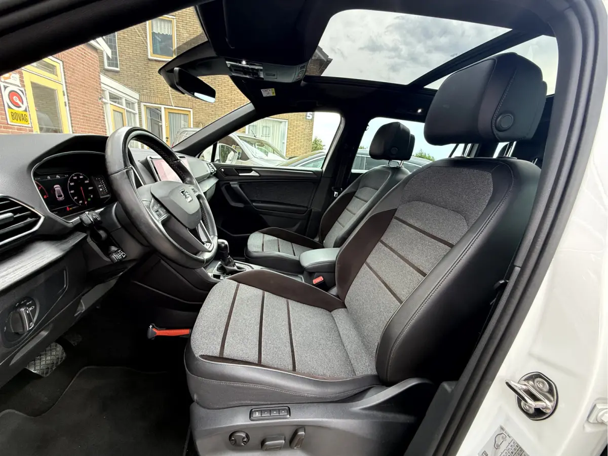 1.5 TSI Xcellence Winterpack, Panoramadak, Trekhaak, 360 camera