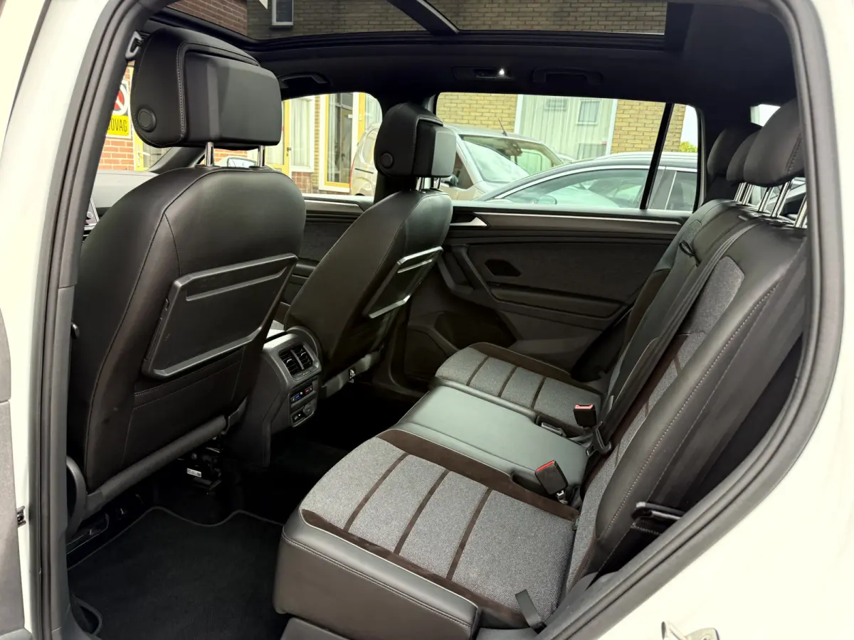 1.5 TSI Xcellence Winterpack, Panoramadak, Trekhaak, 360 camera