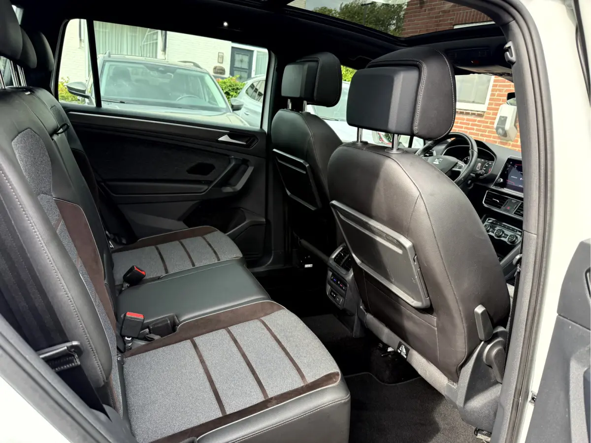 1.5 TSI Xcellence Winterpack, Panoramadak, Trekhaak, 360 camera