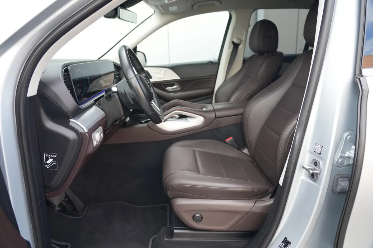 350 e 4MATIC AMG | 334PK | PHEV | Netjes Onderhouden | Stoelverwarming | Camera De Mercedes-Benz GLE 350 e biedt met zijn 4MATIC vierwielaandrijving veel comfort en zekerheid onderweg en bes