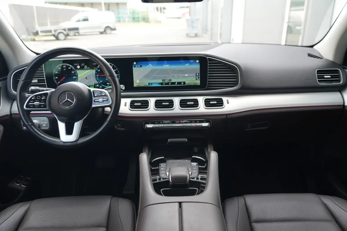 350 e 4MATIC | 334PK | Plug-in Hybrid | NAV | Camera | Stoelverwarming | Leder De Mercedes-Benz GLE 350 e biedt met zijn 4MATIC vierwielaandrijving veel comfort en zekerheid onderweg en besc
