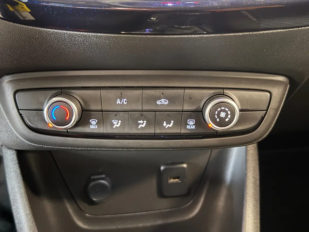 1.2 Turbo 120 Jaar Edition|ECC AIRCO|CRUISE|ELEC PAKKET