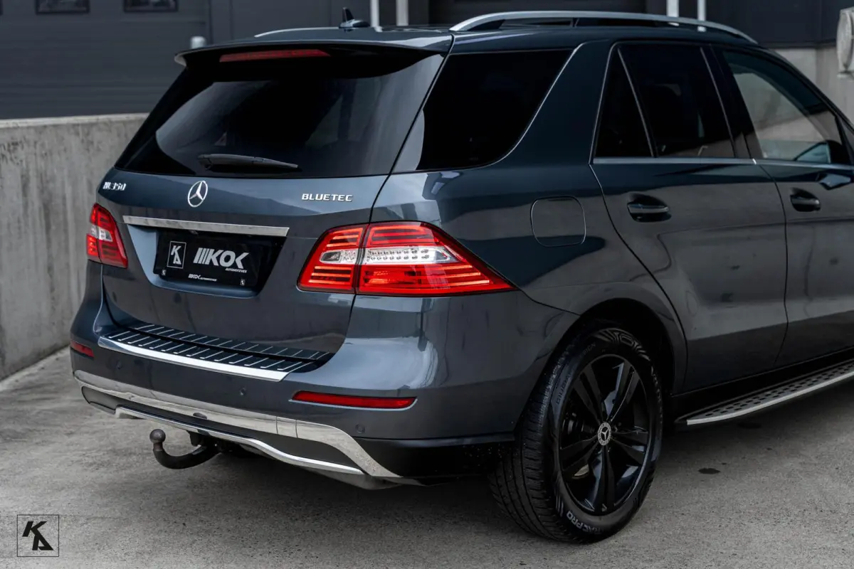 350 BlueTEC Edition 1