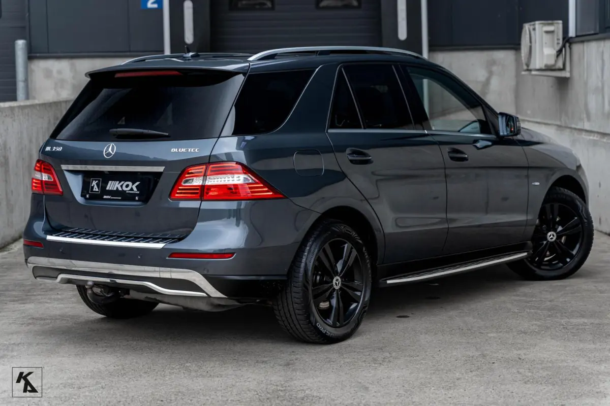 350 BlueTEC Edition 1