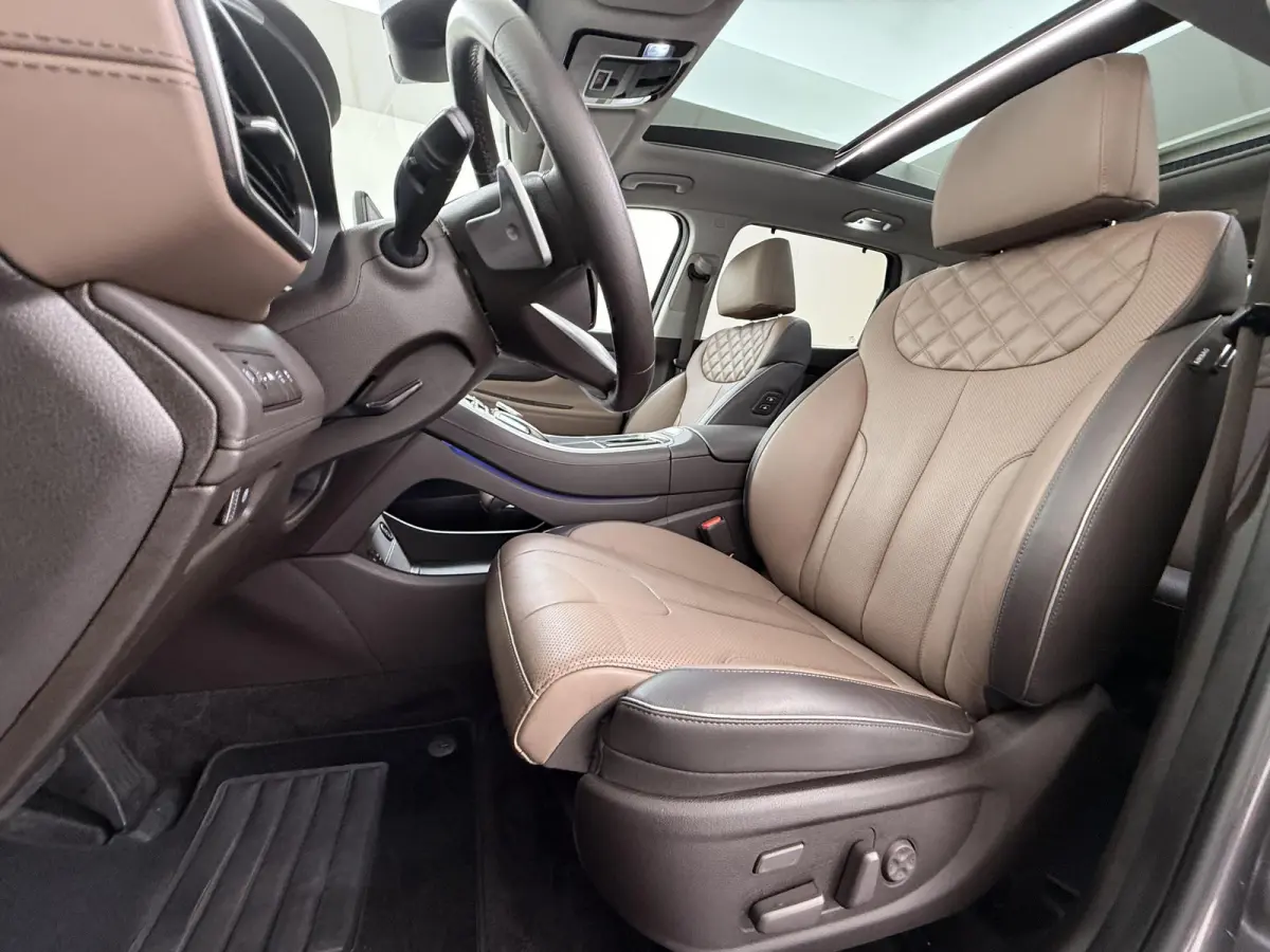 1.6 T-GDI PHEV Premium Sky 7p. APPLE CARP. | STOEL VENTILATIE/VERWARMING | 7 PERS | 360˚ CAMERA | HEAD-UP DISP. |