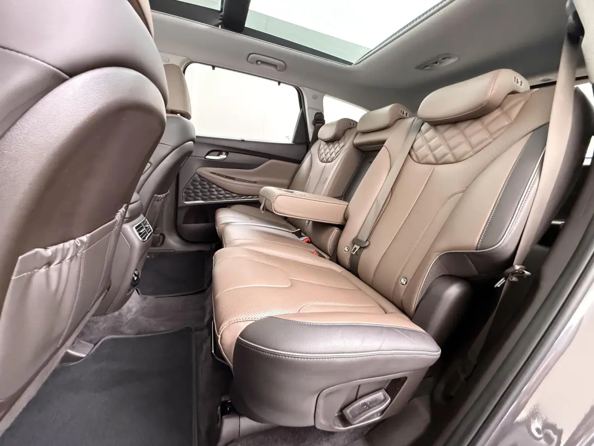 1.6 T-GDI PHEV Premium Sky 7p. APPLE CARP. | STOEL VENTILATIE/VERWARMING | 7 PERS | 360˚ CAMERA | HEAD-UP DISP. |