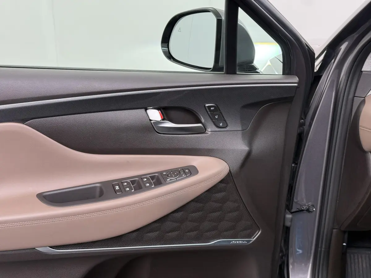 1.6 T-GDI PHEV Premium Sky 7p. APPLE CARP. | STOEL VENTILATIE/VERWARMING | 7 PERS | 360˚ CAMERA | HEAD-UP DISP. |