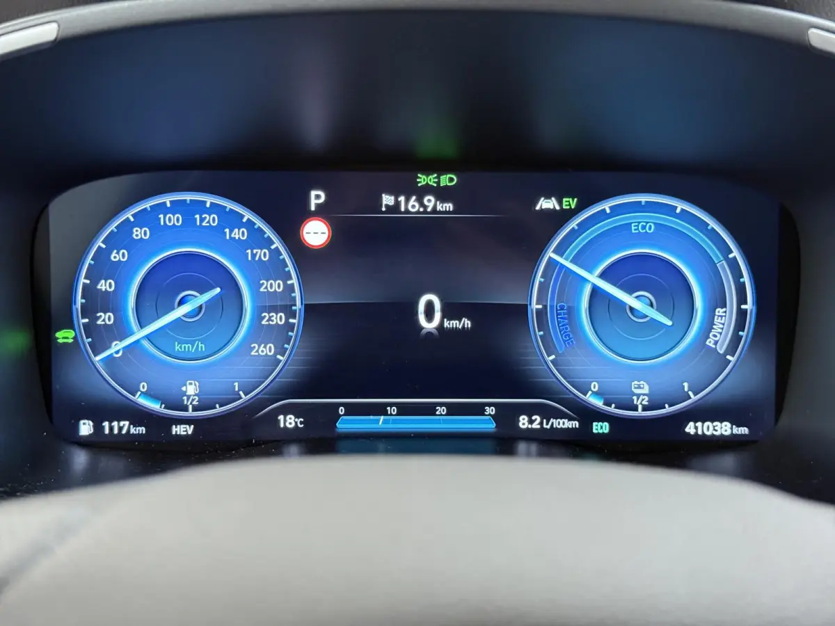1.6 T-GDI PHEV Premium Sky 7p. APPLE CARP. | STOEL VENTILATIE/VERWARMING | 7 PERS | 360˚ CAMERA | HEAD-UP DISP. |