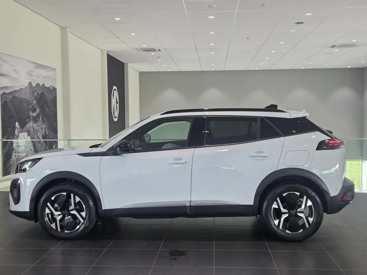 1.2 Hybrid 136 Allure | 360 Camera | Adaptive cruise control | Direct Leverbaar |