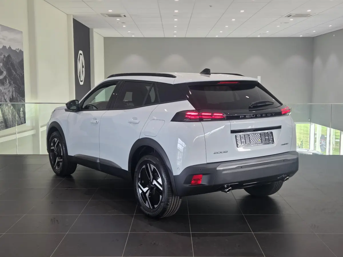 1.2 Hybrid 136 Allure | 360 Camera | Adaptive cruise control | Direct Leverbaar |