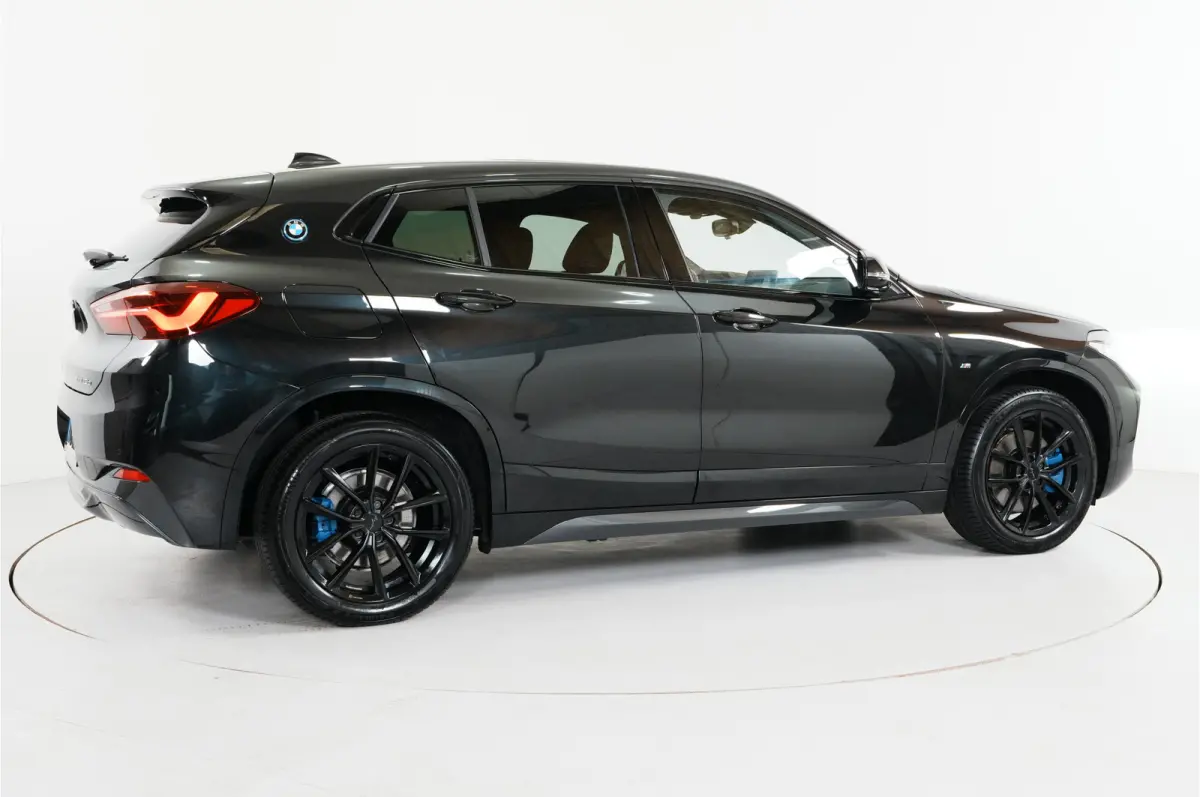 xDrive25e PHEV 220 pk | SOH 93% | M Sport | Pano | Leder | Head-up |