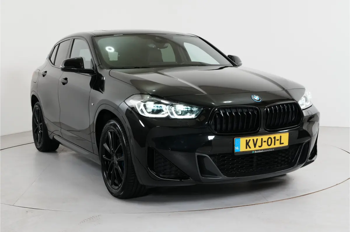 xDrive25e PHEV 220 pk | SOH 93% | M Sport | Pano | Leder | Head-up |