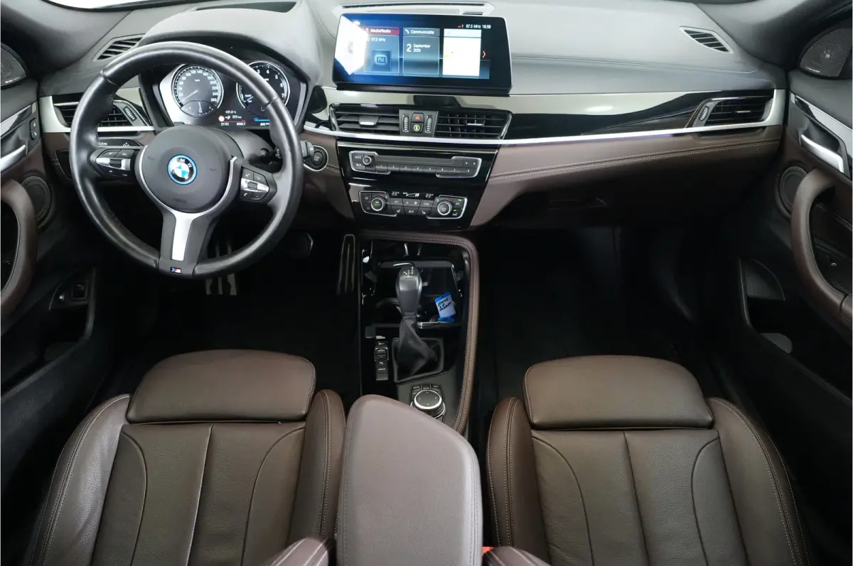 xDrive25e PHEV 220 pk | SOH 93% | M Sport | Pano | Leder | Head-up |