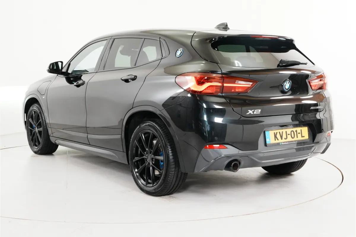 xDrive25e PHEV 220 pk | SOH 93% | M Sport | Pano | Leder | Head-up |