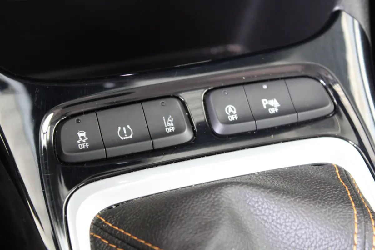 1.2 Turbo Innovation | Climate control | Navigatie | Parkeersensoren achter | Apple carplay & Android auto |