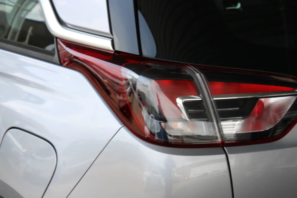 1.2 Turbo Innovation | Climate control | Navigatie | Parkeersensoren achter | Apple carplay & Android auto |