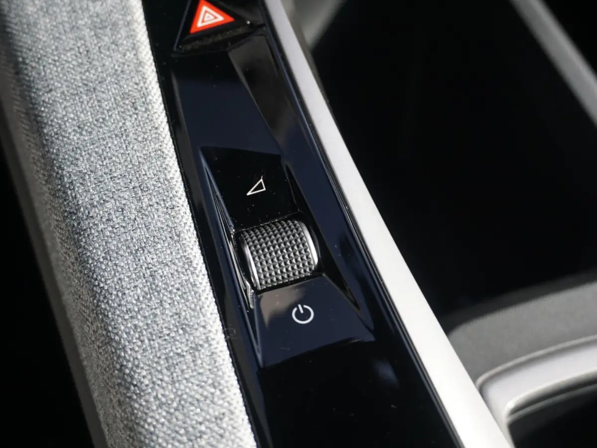 1.6 Plug-in Hybrid 195 Allure 7p | Apple Carplay/Android Auto | Winterpakket