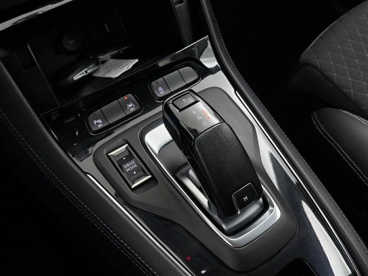 1.2 Turbo Automaat GS Line Trekhaak/Winterpakket/ Camera/Nav/Vc/Ecc/Keyless