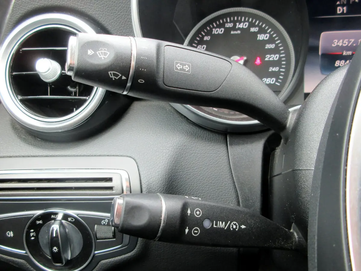 180 Lease Ed. Automaat * Trekhaak *