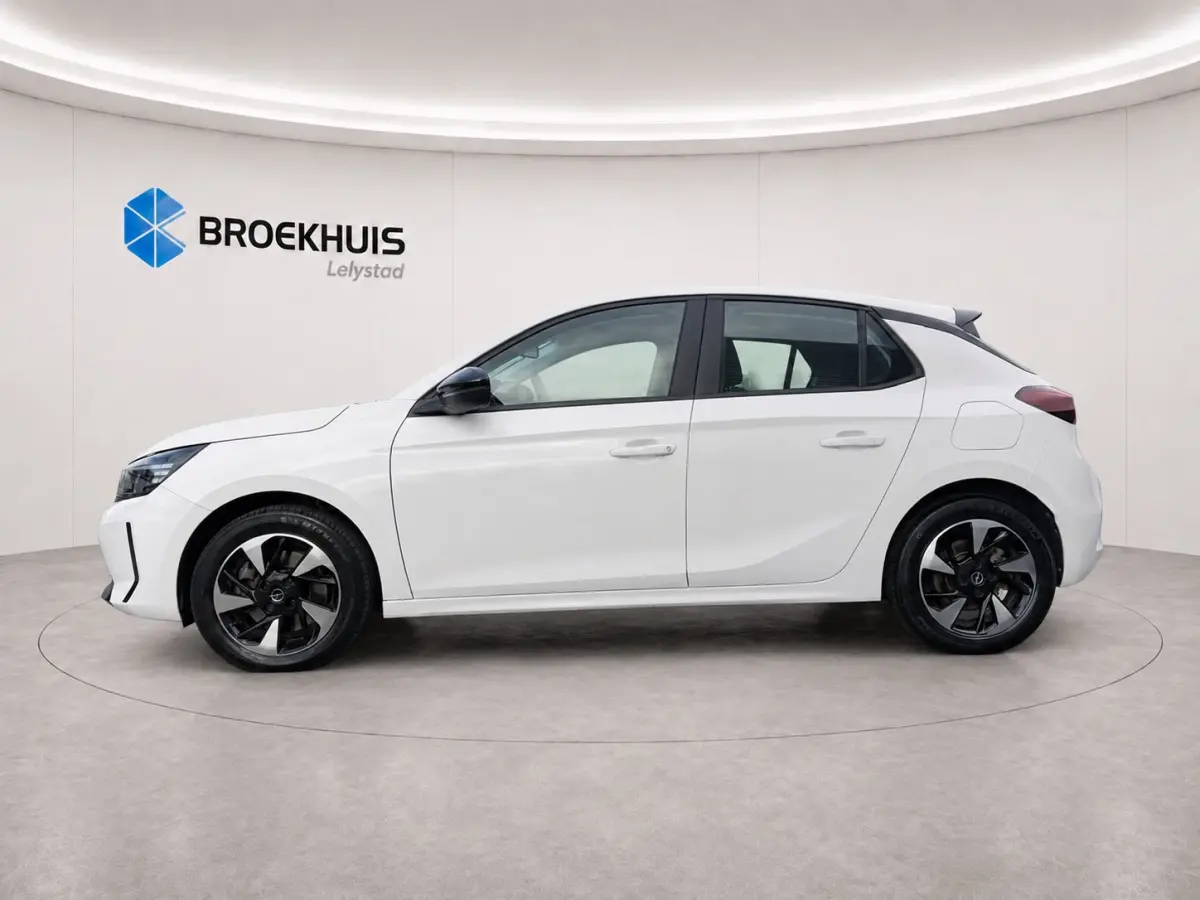 Electric Corsa-e 50KWH 136PK BUSINESS EDITION / NAVI / CLIMA / LED / PDC / CAMERA / KEYLESS / BLUETOOTH / CRUISECONTROL !!