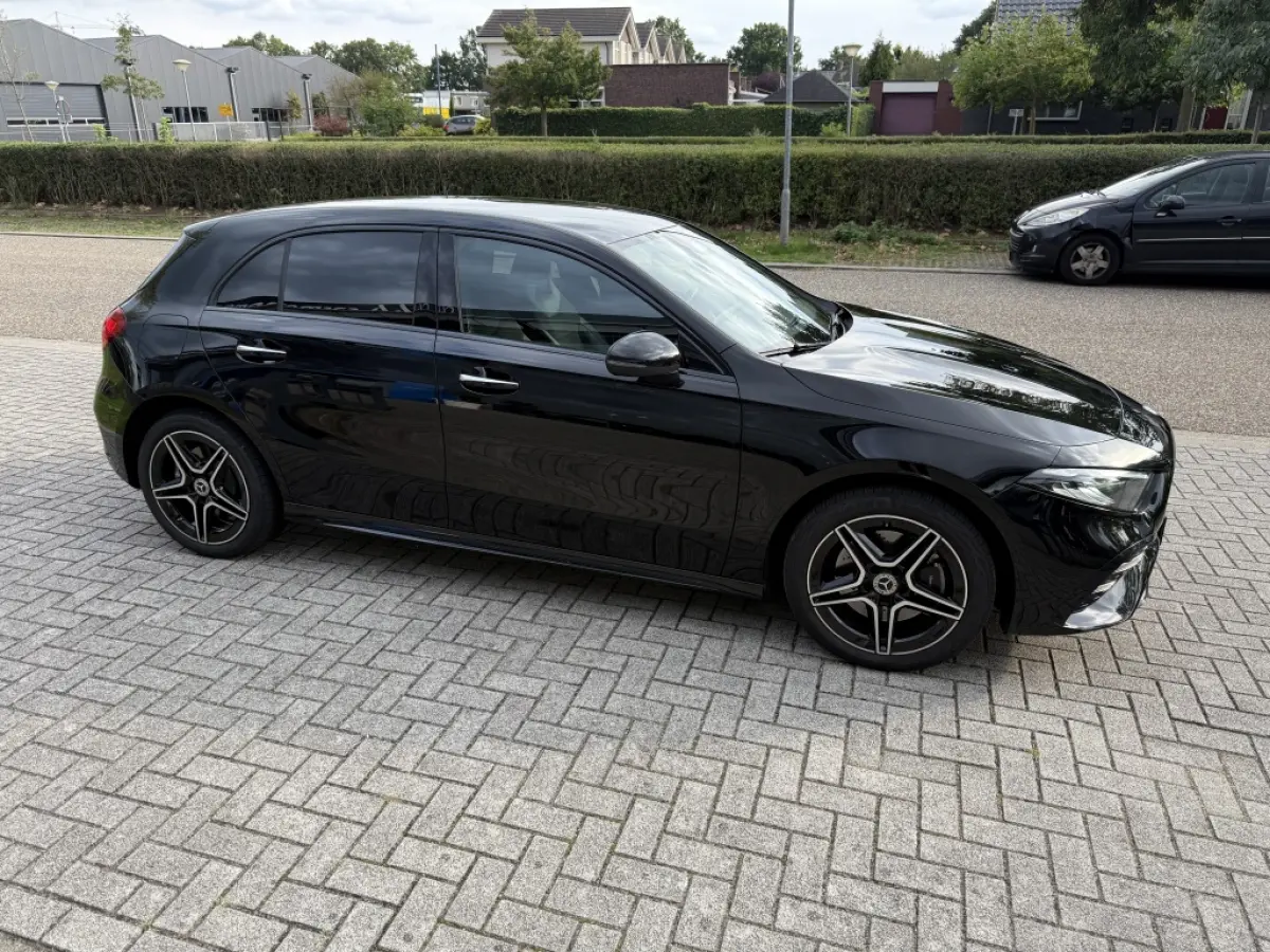 250 e AMG Line I Night Pakket I Ambiente I Keyless I Stoelverw. I Cruise I 18 Inch.