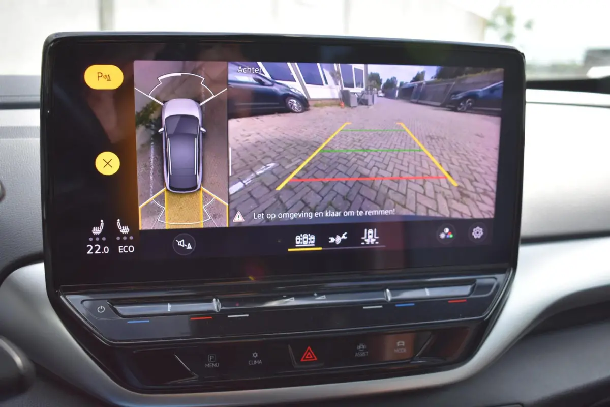 First Max 77 kWh | Head-Up display | Stoelmassage | Pano |
