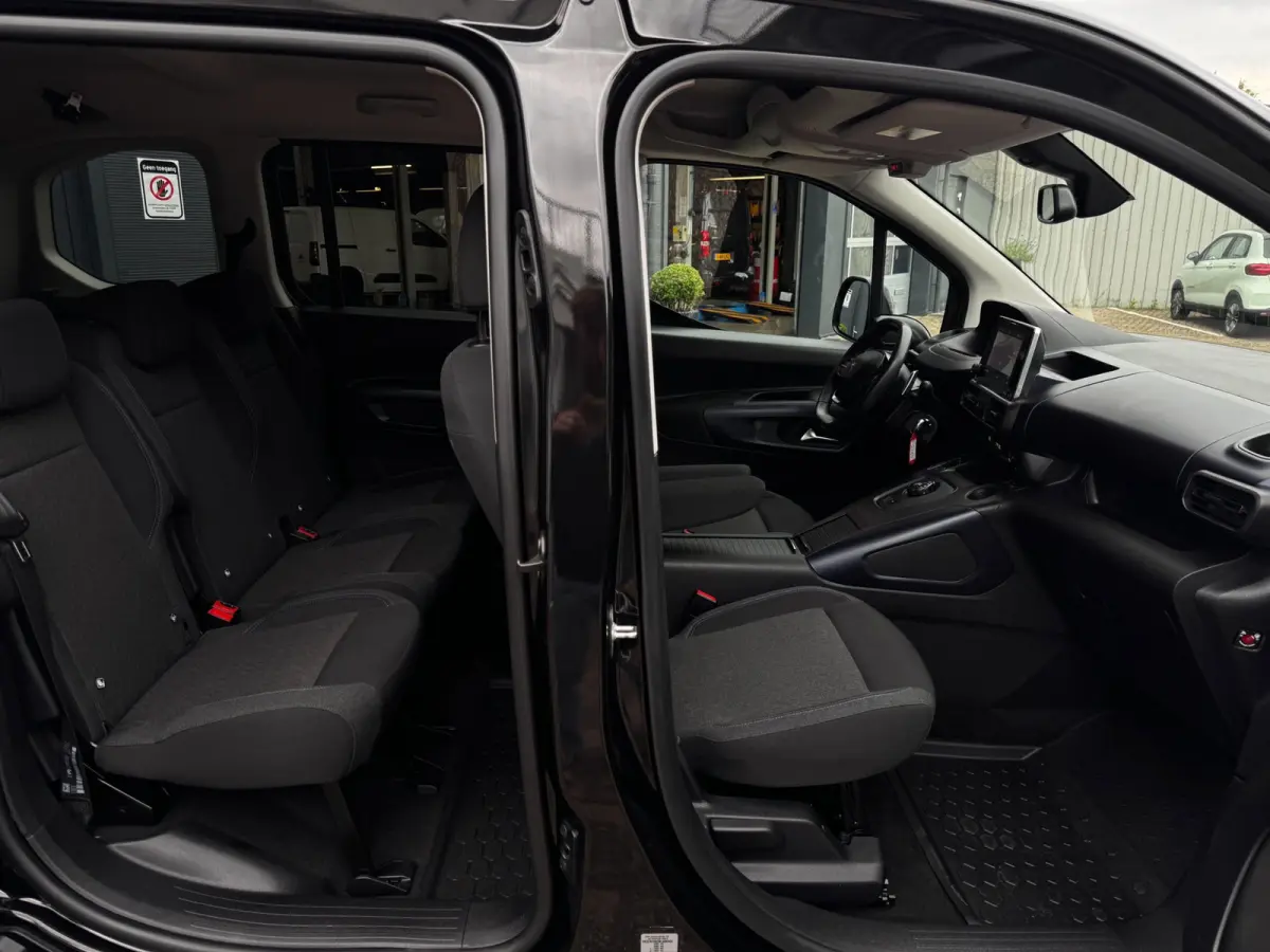 1.2 PureTech Allure | Automaat | Trekhaak | Distributieriem vervangen| Camera | Climate Control