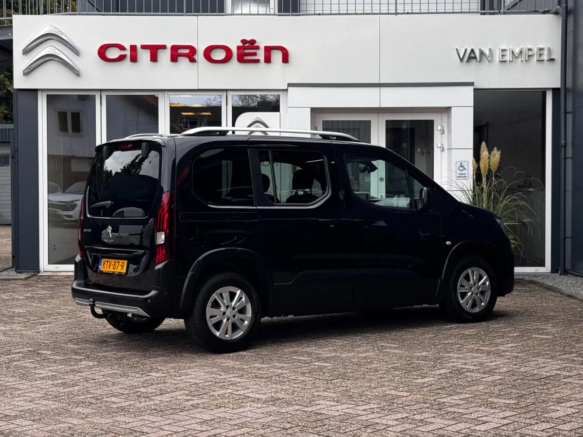 1.2 PureTech Allure | Automaat | Trekhaak | Distributieriem vervangen| Camera | Climate Control