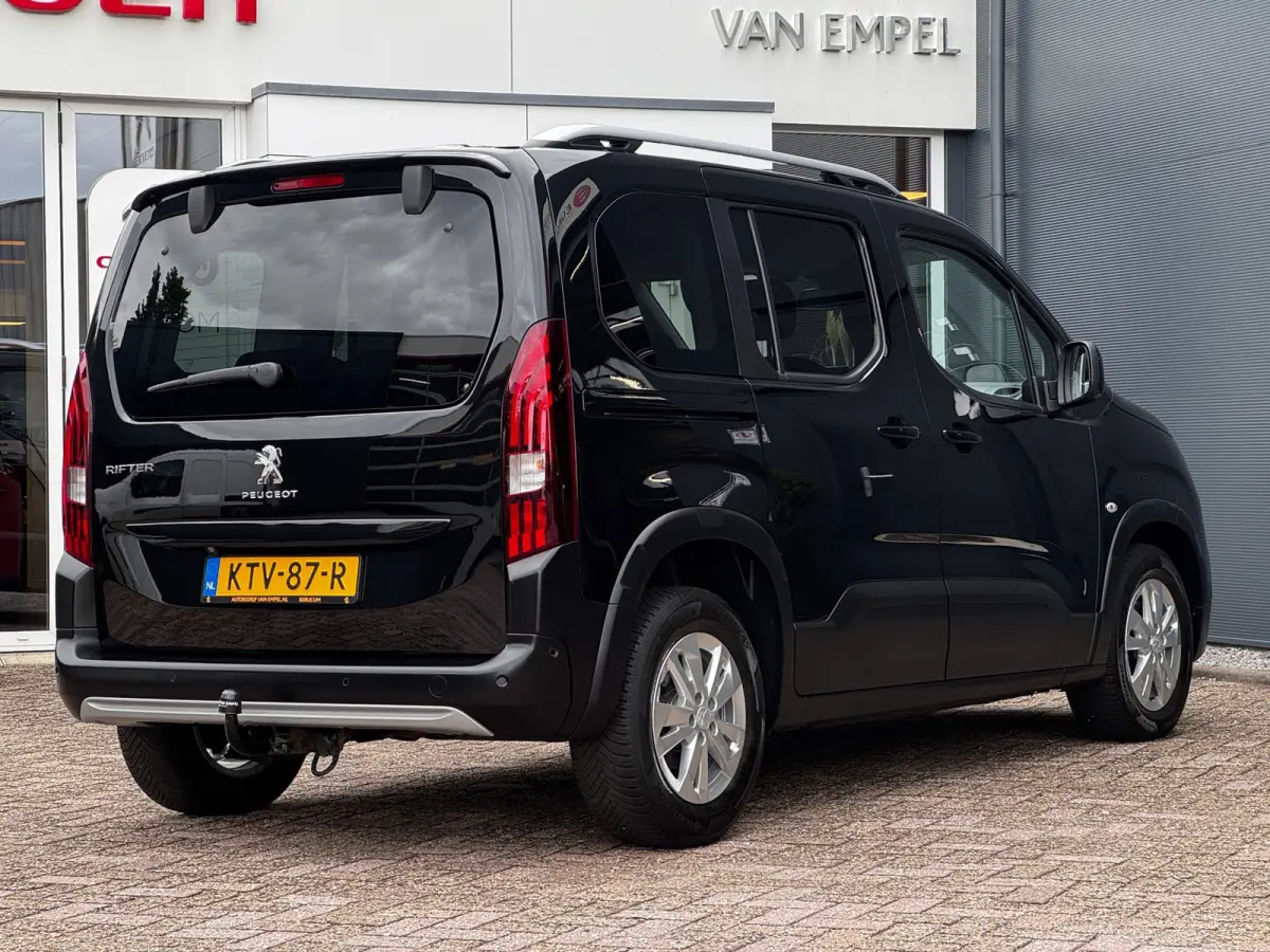 1.2 PureTech Allure | Automaat | Trekhaak | Distributieriem vervangen| Camera | Climate Control
