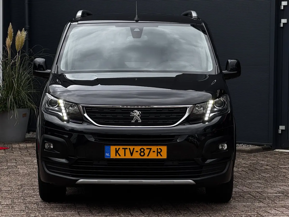 1.2 PureTech Allure | Automaat | Trekhaak | Distributieriem vervangen| Camera | Climate Control