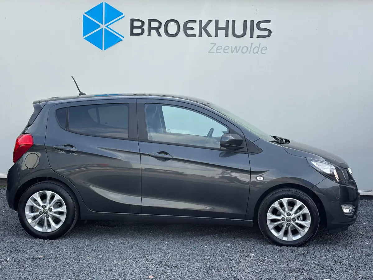1.0 75PK Innovation | VOORSTOELEN VERWARMD| CRUISE CONTROL| PARKEERSENSOREN ACHTER| CLIMATE CONTROL