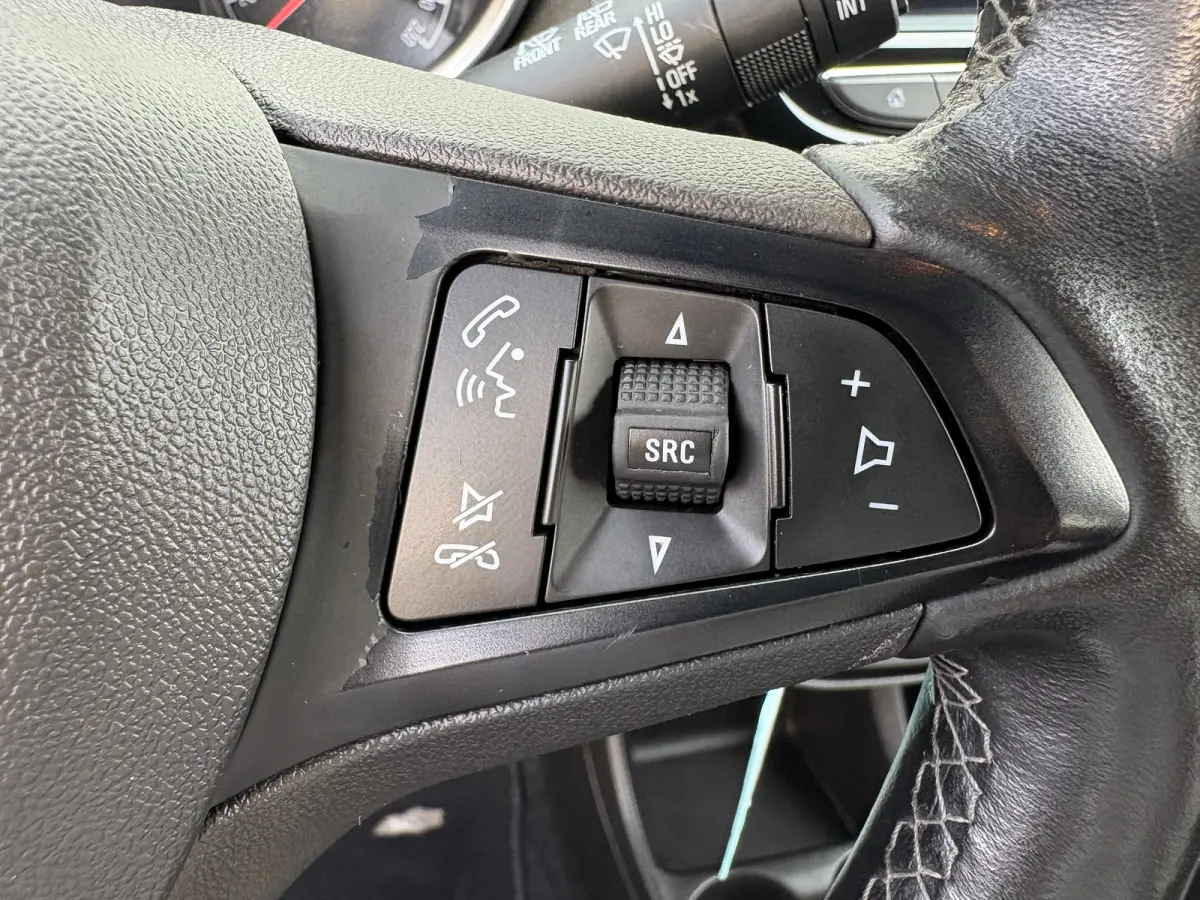 1.0 75PK Innovation | VOORSTOELEN VERWARMD| CRUISE CONTROL| PARKEERSENSOREN ACHTER| CLIMATE CONTROL
