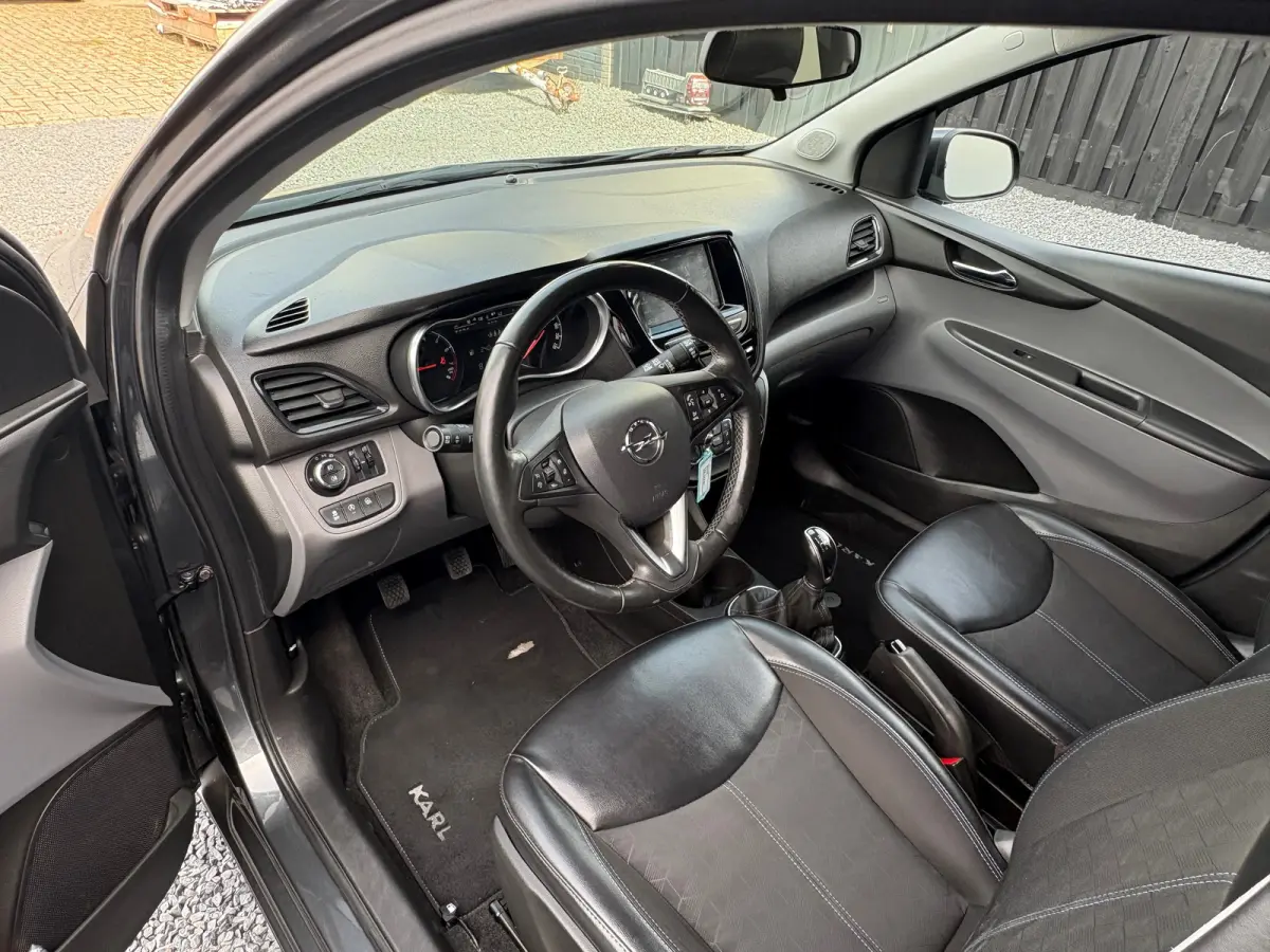 1.0 75PK Innovation | VOORSTOELEN VERWARMD| CRUISE CONTROL| PARKEERSENSOREN ACHTER| CLIMATE CONTROL