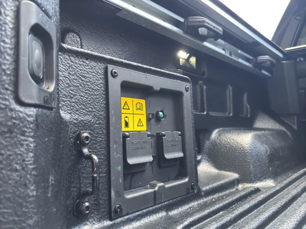 2.3 PHEV Wildtrak Plug-in Dubbel Cabine | Rollertop | 5 persoons | 3500 kg trekgewicht | Adap. Cruise Control | Winterpack | Camera |