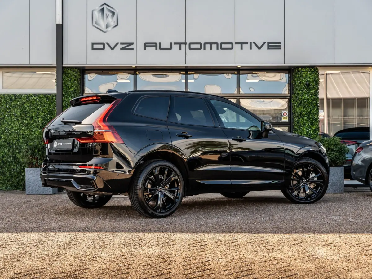 2.0 T8 Plug-in hybrid AWD Plus Black Ed. | Pano | SOH 100% | H/K Sound | Premium Pack | Nieuw | BTW